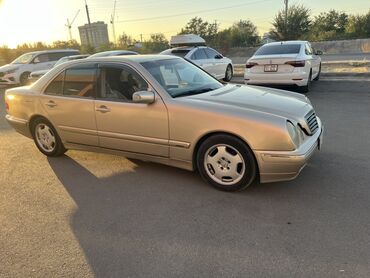 лупарик мерс 210: Mercedes-Benz E-Class: 2000 г., 2.6 л, Автомат, Бензин, Седан