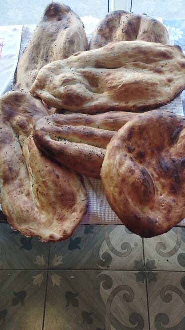 Mürəbbələr: Tendirxanaya çörəy paylamağa öz nəqliyyatı olan icciler tələb olunur