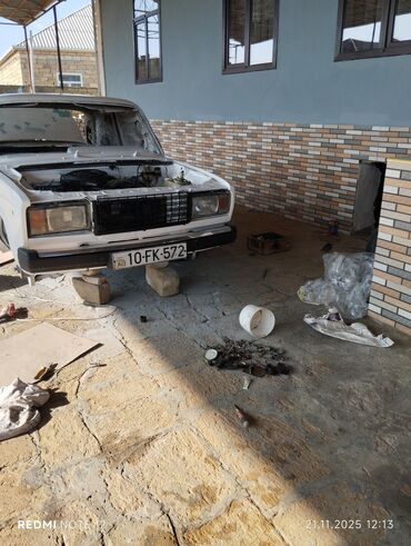 VAZ (LADA): VAZ (LADA) 2105: 1.5 l | 1981 il 1800 km Sedan — 15