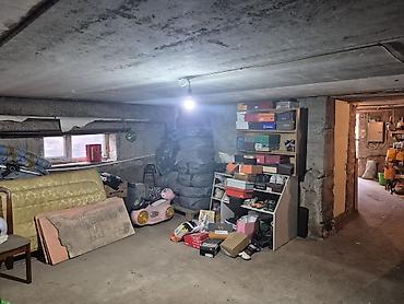 Продажа коттеджей и домов: 4 комнаты, 240 м², 5 соток, Бишкек, Алтын-ордо ж/м Собственник — 28