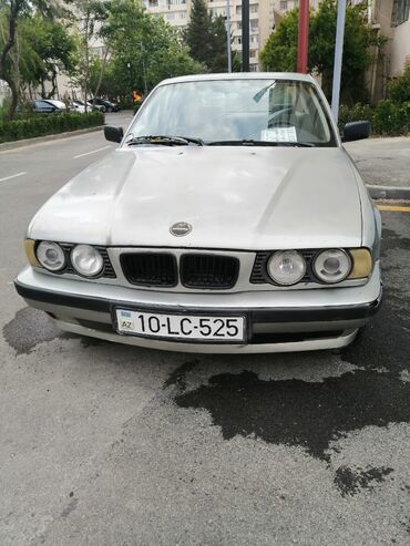 bmv sekileri: BMW 5 series: 2 l | 1989 il Sedan