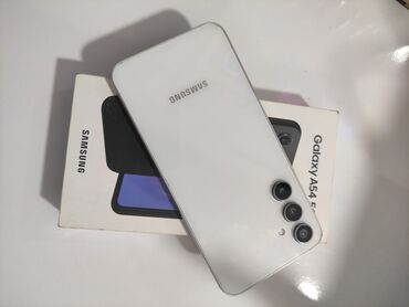 продать nintendo switch: Samsung Galaxy A54 5G, цвет - Белый