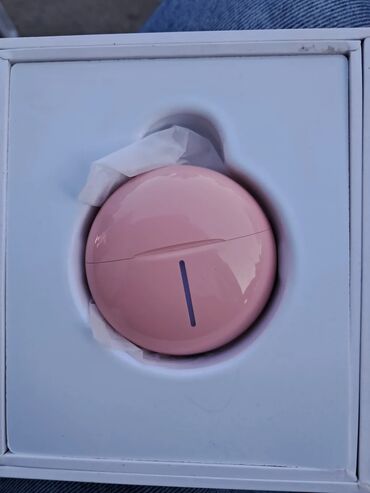 Наушники: Беспроводные наушники-вкладыши с зарядным футляром (круглый кейс) - — 4