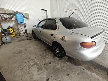 aeroforce 202: Hyundai Avante: 1996 г., 1.6 л, Механика, Бензин, Седан — 1