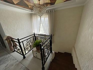 Продажа коттеджей и домов: Продаётся частный дом в городе Каракол вместе с гостиницей на 12 — 8