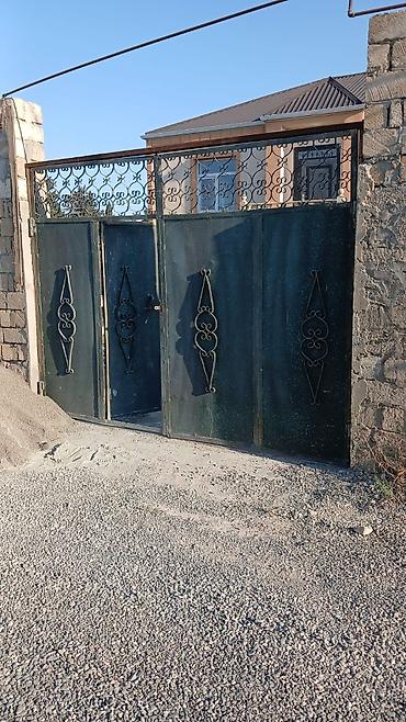 Həyət darvazaları: Demir qapi satilir stenkasi qalindir ve kohne qapilardandir 3,5 metr — 3