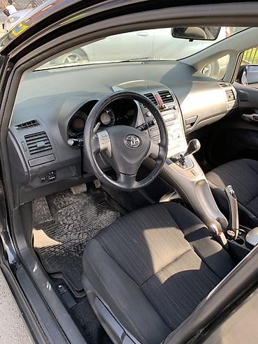 camry xv25: Toyota Auris: 2007 г., 1.6 л, Робот, Бензин, Хэтчбэк — 5