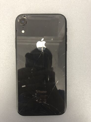 Apple iPhone: IPhone Xr, Б/у, 128 ГБ, Jet Black, Чехол, 82 %