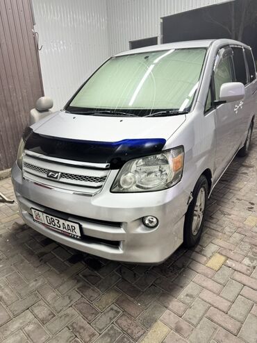 продаю тайота альфард: Toyota Noah: 2004 г., 2 л, Автомат, Бензин, Минивэн