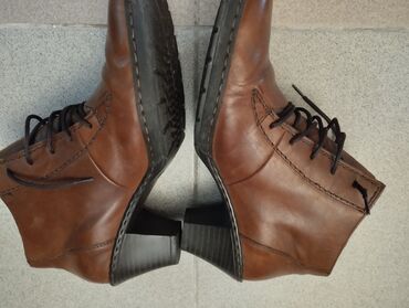 обувь из войлока: Ботинки и ботильоны Rieker, 39, цвет - Коричневый