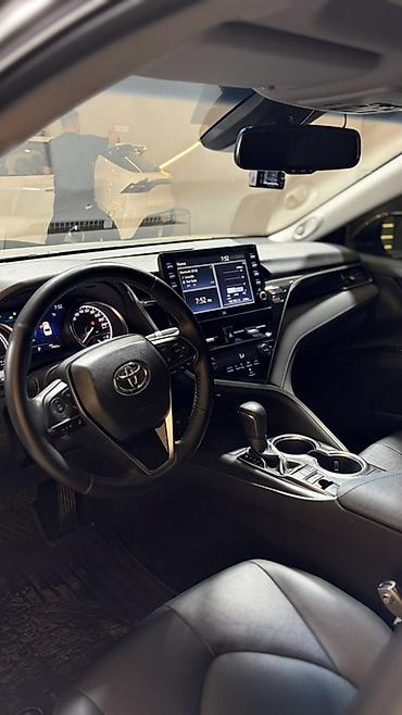 баковой стекло: Toyota Camry: 2023 г., 2.5 л, Автомат, Гибрид, Седан — 8