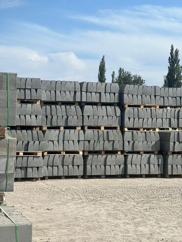 Дорожные бордюры: Дорожный бордюр, Прессованный, Бетонный, Новый — 4