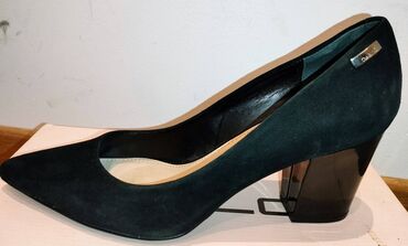 Ostale cipele: Calvin Klein original cipele 39.5 Savršene salonke Calvin Klein od — 9