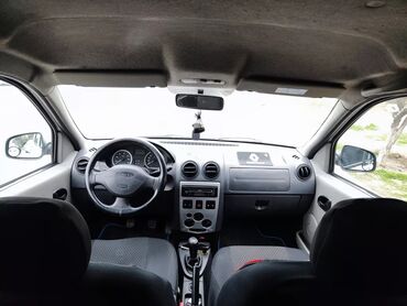 Dacia: Dacia Logan: 1.5 l | 2007 il 311000 km Universal — 9