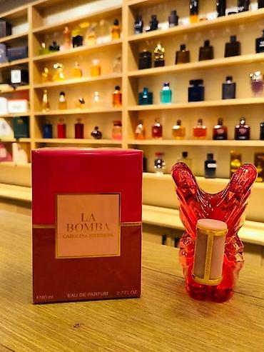 španska mušica kapi za žene: Parfem La Bomba – Carolina Herrera, Eau de Parfum - Tip: Eau de — 1
