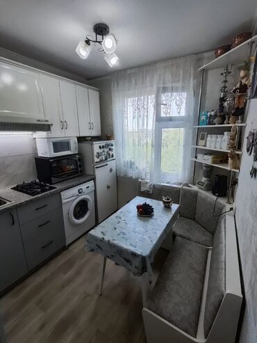 бишкек продажа квартира: 3 бөлмө, 64 кв. м, 104-серия, 4 кабат, Косметикалык ремонт