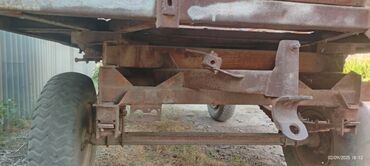 RAF: Traktor qoşqusu (iki oxlu) – metal konstruksiyalı şassi və çərçivə -