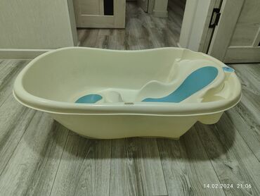 обувь для купания: Детская ванночка для купания ребенка, анатомическая, цена
