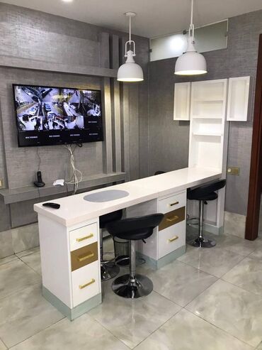 Digər kommersiya daşınmaz əmlakı: Nizami metrosunun yaxınlığında 1-ci mərtəbəsində yerləşən təmirli — 9