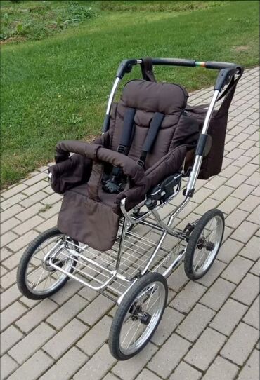 Araba-beşiklər: Çıxarıla bilən beşikli araba, Yaş: 30 ay — 19