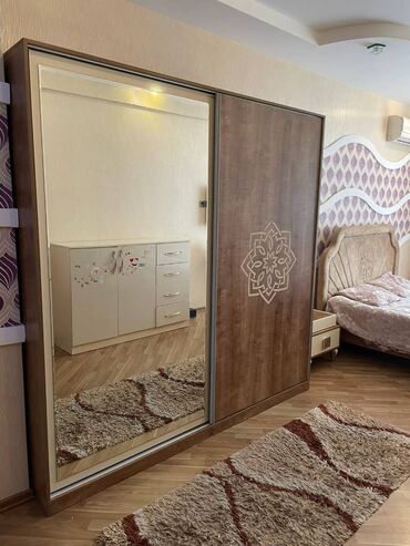 Günlük kirayə mənzillər: 3 otaqlı, Xətai r. r-nu — 3