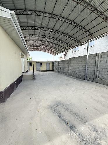 Продажа коттеджей и домов: 🏡 Продаётся уютный дом в районе Ак-Ордо-2 📍 Адрес: ул. Жаны Муун, 8 🔹 — 3