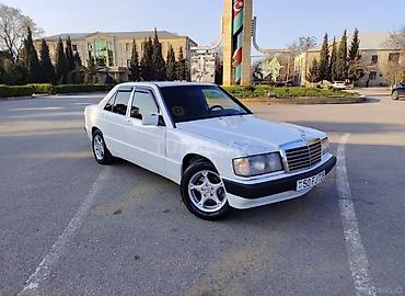 Mercedes-Benz: Mercedes-Benz 190 (W201): 2 l | 1990 il Sedan — 5