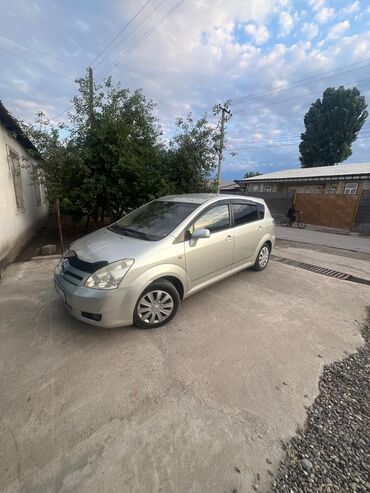 Toyota: Toyota Corolla Verso: 2005 г., 1.8 л, Автомат, Бензин, Универсал