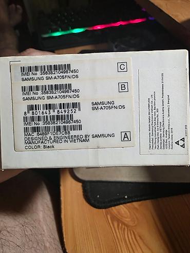 Samsung: Samsung Galaxy A70 6GB/128GB Simfree Model : Samsung Galaxy A70 Dual — 4