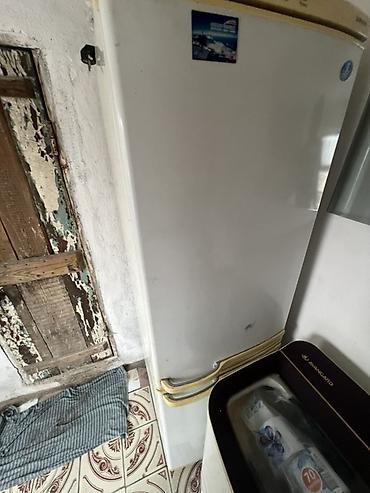 Холодильники: Холодильник Samsung, Двухкамерный — 3