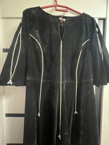 Вечерние платья: Вечернее платье, Пышное, Длинная модель, Велюр, С рукавами, Камни, 6XL — 5