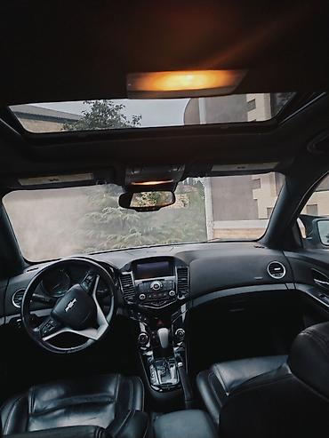 cobalt bar: Chevrolet Cruze: 1.4 l | 2014 il 210000 km Sedan — 5