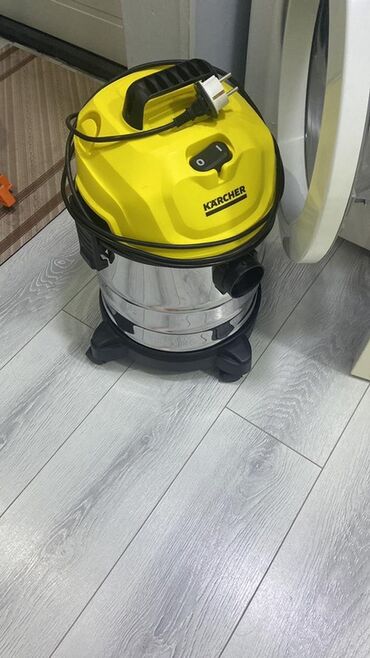 пылесос техномир: Продаю пылесос срочно! Б/У в отличном состоянии