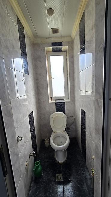 Həyət evləri və villaların satışı: 2 mərtəbəli həyət evi - Tikili: daş divarlı, möhkəm konstruksiya; — 13