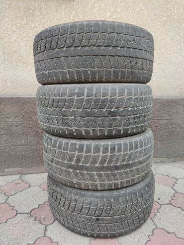 куплю резину на 18: Зима 255/45 комплект