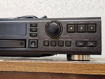 IPod i MP3-plejeri: Marantz CDR700 – CD rekorder/plejer - Samostalni kompakt-disk — 4