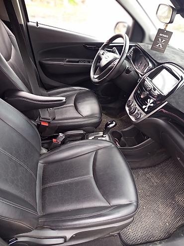 Chevrolet: Chevrolet Spark: 2015 г., 1 л, Вариатор, Бензин, Хэтчбэк — 9