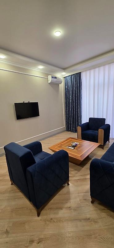 Qonaq otağı dəstləri: West Town Elit MTK 14/7 2 otaq 2 sanuzel 3 balkon (Hər otaqdan — 1