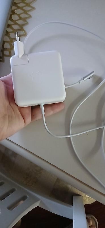 macbook pro adapter: Apple 85W MagSafe Power Adapter (T-tip) - Model: 85W MagSafe Power — 1