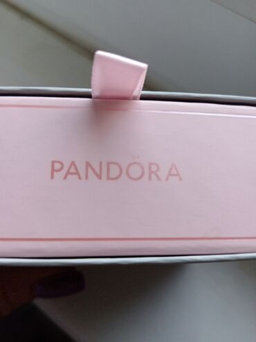 narukvica: Nova dobijena na poklon ne nosena original Pandora 8190 puna cena