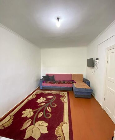 продается 3 комнатная квартира политех: 2 комнаты, 40 м², Хрущевка, 3 этаж, Старый ремонт