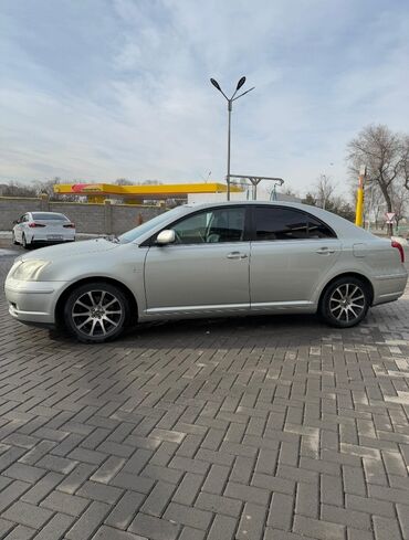 Toyota: Toyota Avensis: 2004 г., 2 л, Автомат, Бензин, Хэтчбэк