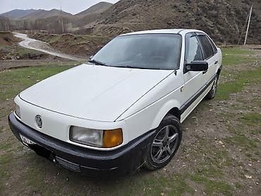 devo lasetti: Volkswagen Passat: 1990 г., 1.8 л, Механика, Бензин, Седан — 9