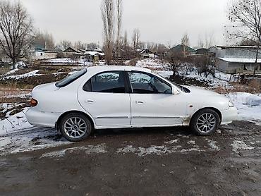Hyundai Avante: 1999 г., Механика, Седан