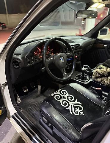 степ 1999: BMW 5 series: 1990 г., 3 л, Механика — 8