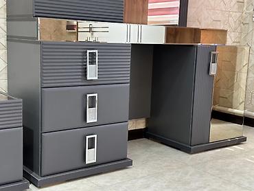 Спальные гарнитуры: Спальный гарнитур, Двуспальная кровать, МДФ, цвет - Серый — 9