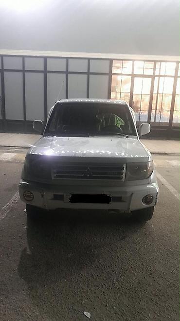 mitsubishi maşın: Mitsubishi Pajero: 1.8 l | 1998 il 400000 km Ofrouder/SUV — 1