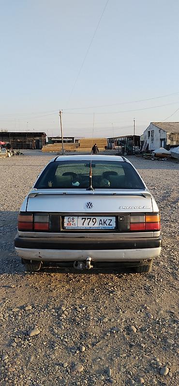 atego 818: Volkswagen Passat: 1988 г., Механика, Бензин, Седан — 5