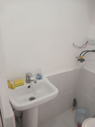 Kommersiya daşınmaz əmlakının satışı: Xırdalan AAAF parkda obyekt ful temirli 2 otağlı kiçik metbextli — 20