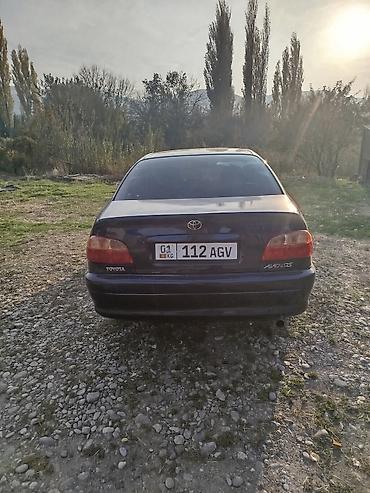 e 302: Toyota Avensis: 2002 г., 1.8 л, Механика, Бензин, Седан — 5
